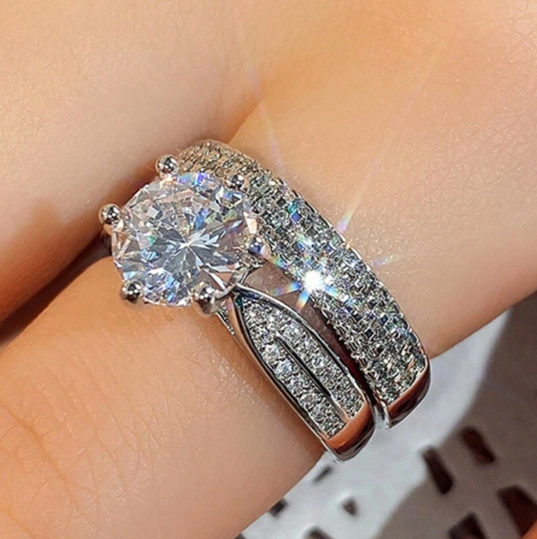 Zirconia Decorated Ring