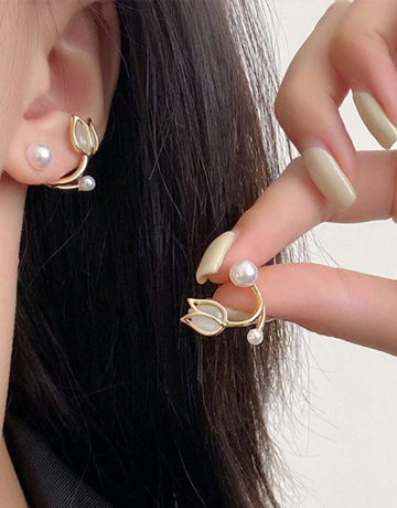 Flower Design Earrings