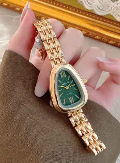 New Fashion Women's Watch